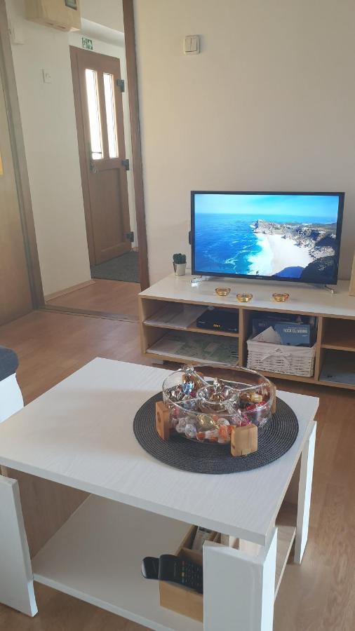 Apartman Lusi Buzdohanj Exteriör bild